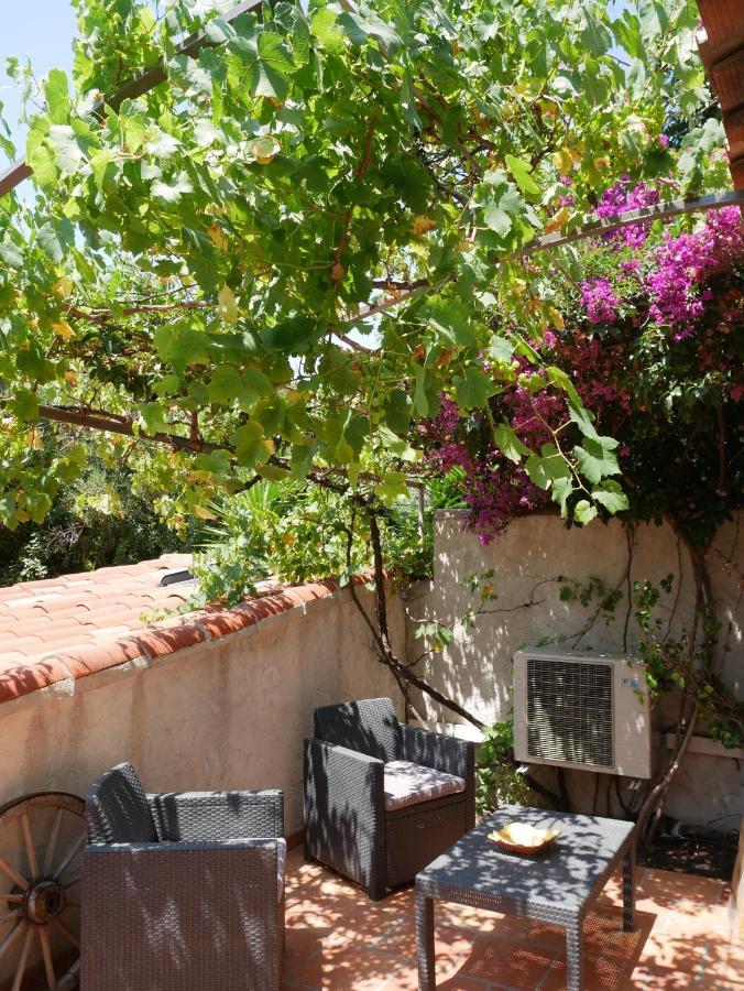 Nature Hostel La Ciotat Eksteriør bilde